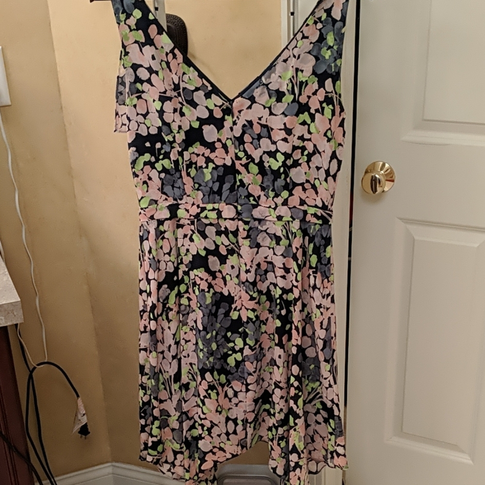 BCBG Floral Pattern Dress - Picture 4 of 4